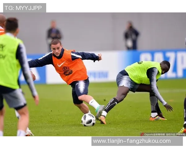 全球足球巨星热度排名揭秘 谁是当今足坛最炙手可热的球员 全球足球巨星热度排名揭秘 谁是当今足坛最炙手可热的球员